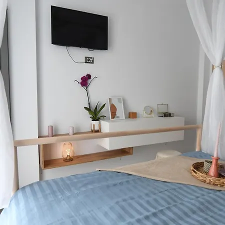 Alezzi Luxury Apartament Apartment Navodari