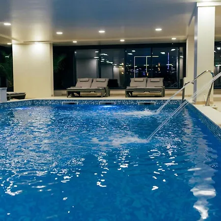 Alezzi Luxury Apartament Apartment Navodari