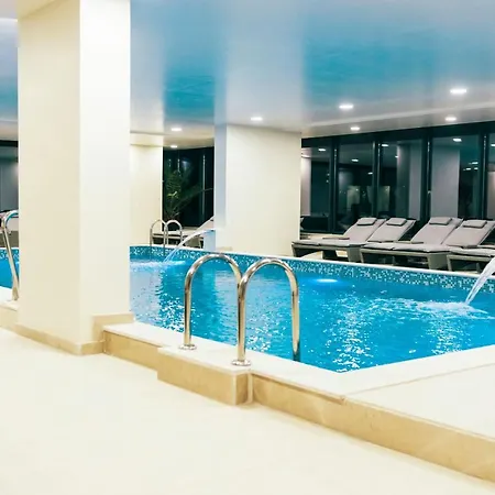 Alezzi Luxury Apartament Apartment *